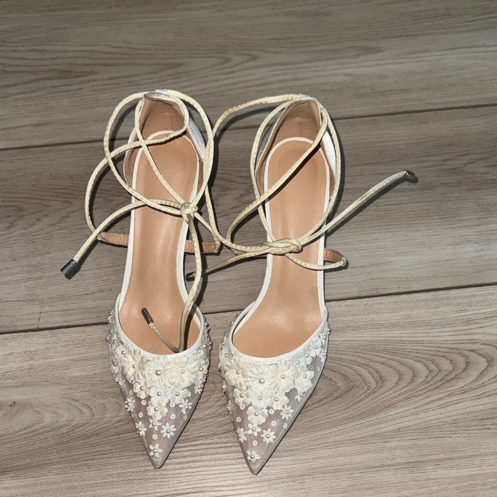 Women's Ivory Lace Floral Pointed-Toe Ankle-Tie Heels